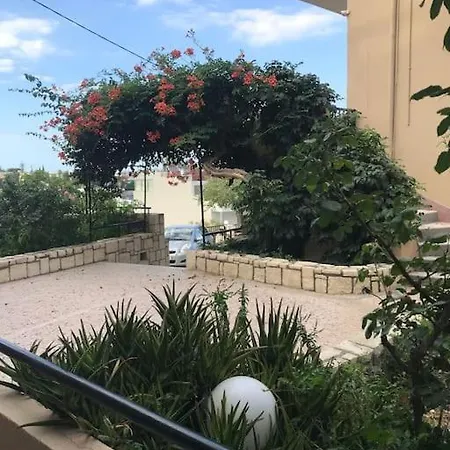 Appartamento Miros Garden In 50m From The *