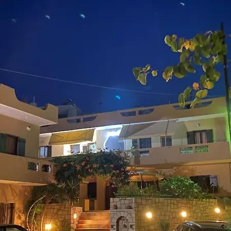 Miros Garden In 50m From The Appartamento Agia Pelagia (Creta)
