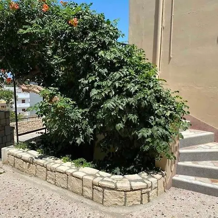 Miros Garden In 50m From The Appartamento